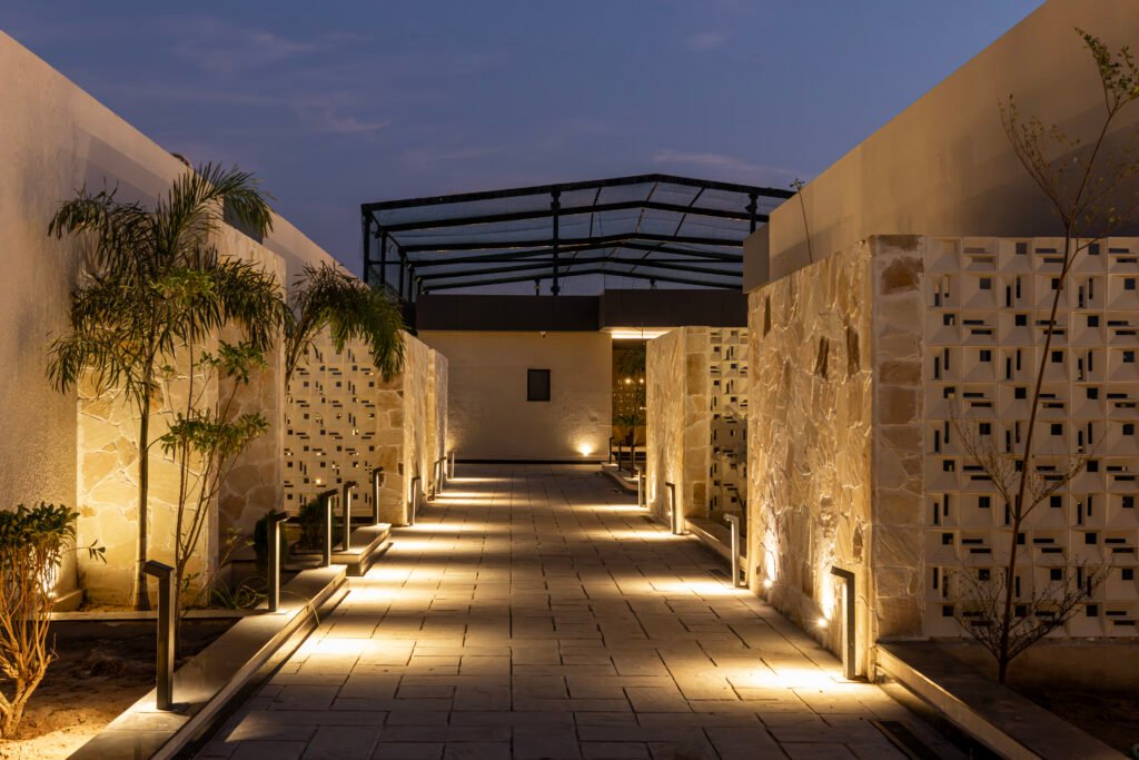 KMR Hotel